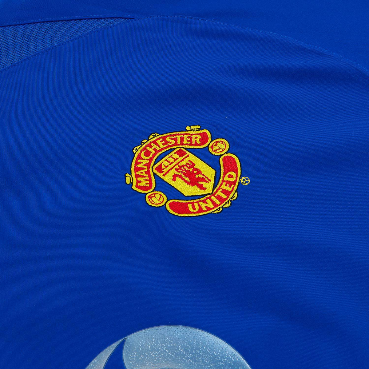 2002-04-manchester-united-fc-2a-equipaci-n-7589