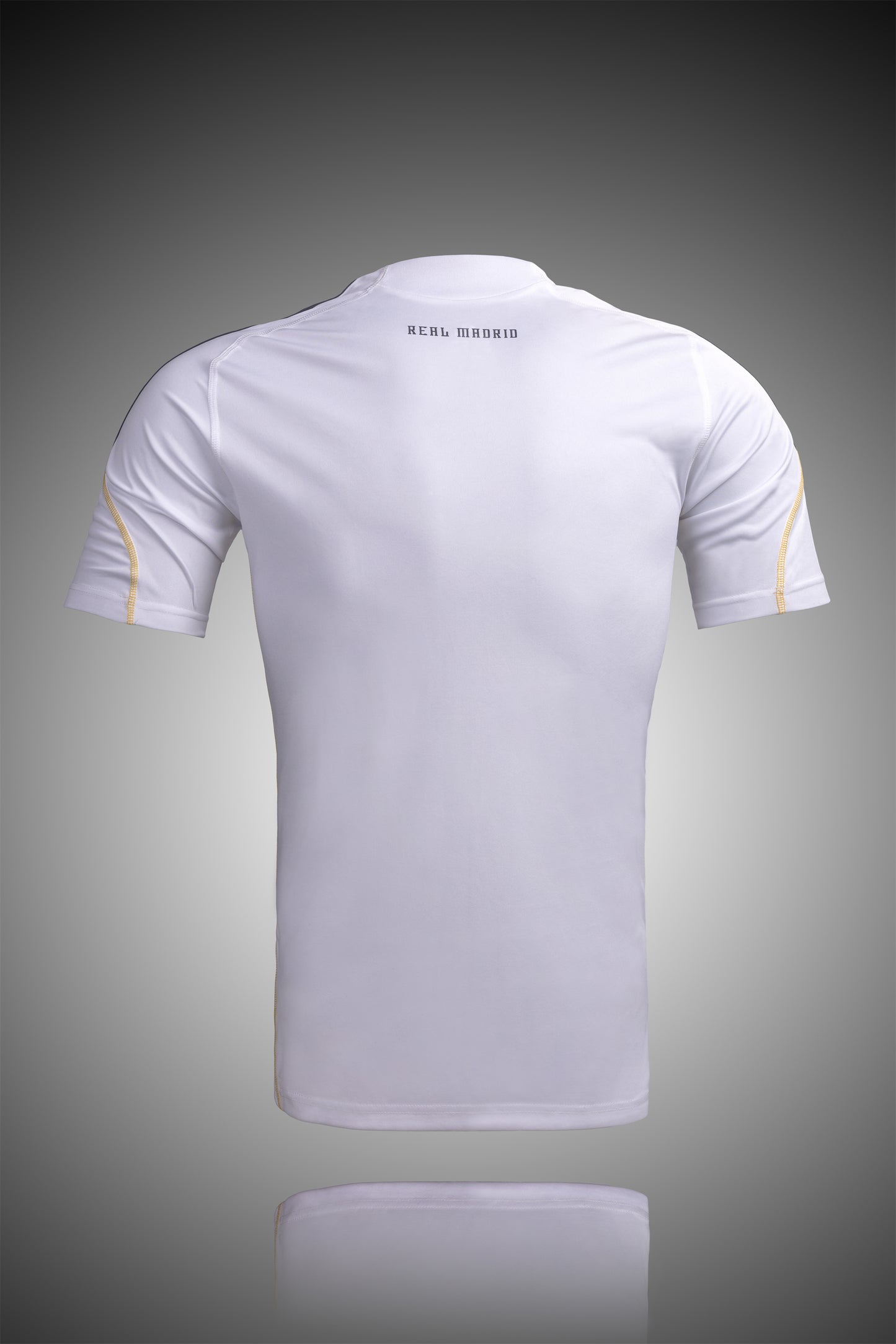 09 / 10 Real Madrid home