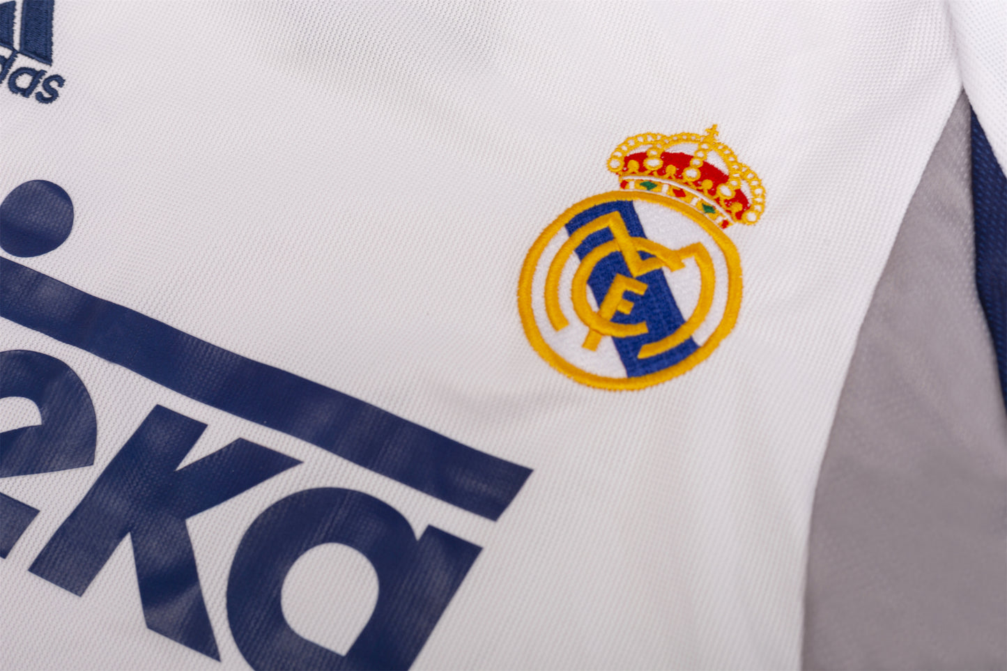 00/01 Real Madrid home jersey