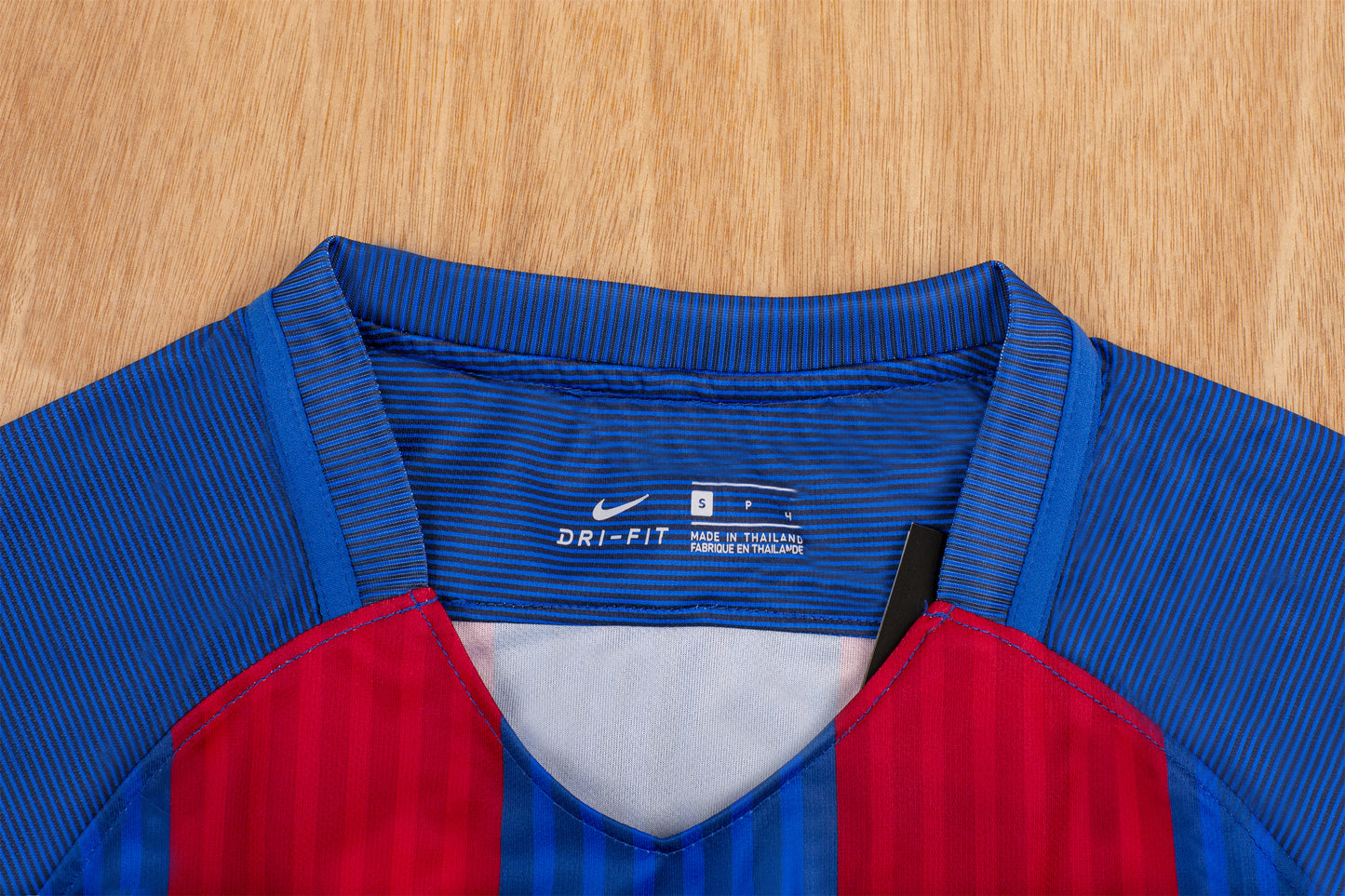 16/17 Barcelona home