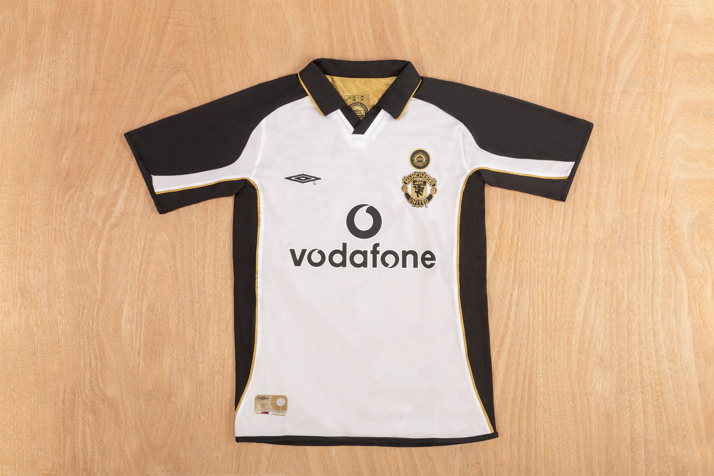 00 01 Manchester United Centennial Edition Short Sleeve