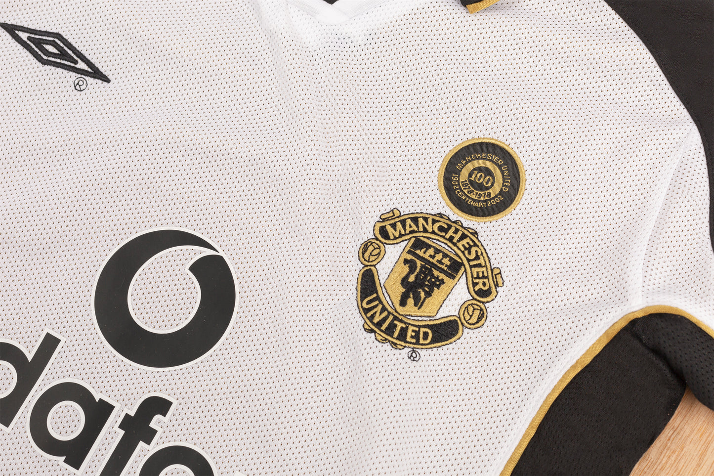 00 01 Manchester United Centennial Edition Short Sleeve