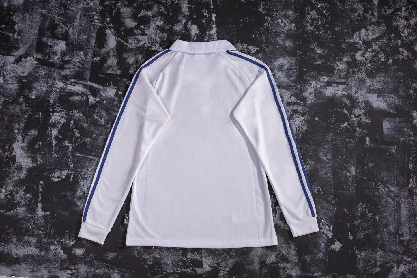 01 / 02 Real Madrid home long sleeve