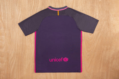 16/17 Barcelona away game