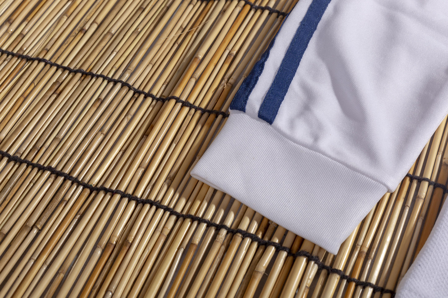 01 / 02 Real Madrid home long sleeve