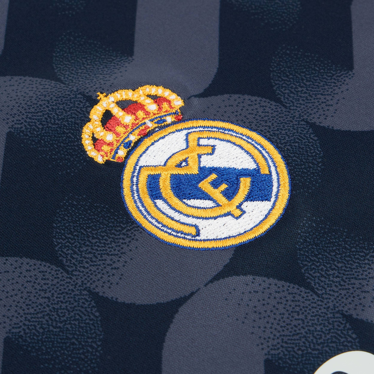 2023-24-real-madrid-cf-2a-equipaci-n-6922