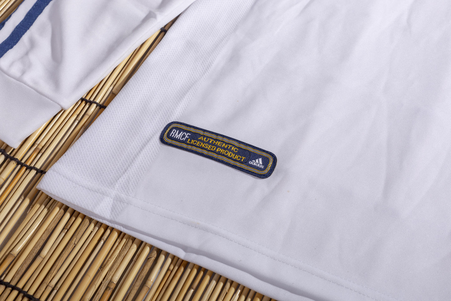 01 / 02 Real Madrid home long sleeve