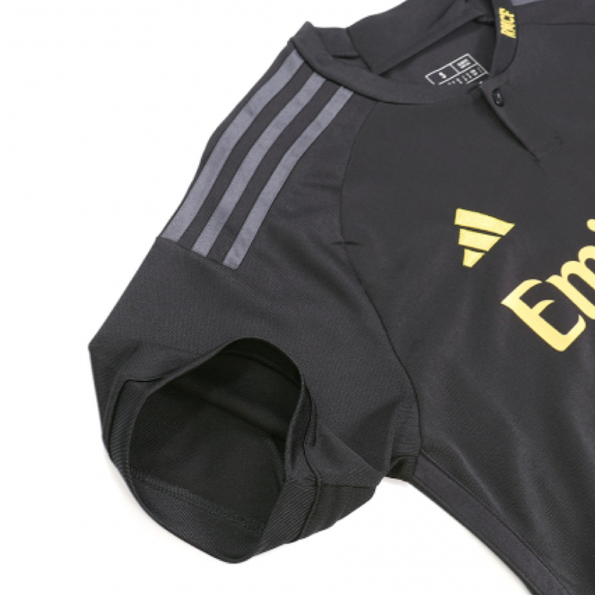 2023-24-real-madrid-cf-3a-equipaci-n-5398