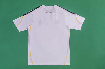 09 / 10 Real Madrid home