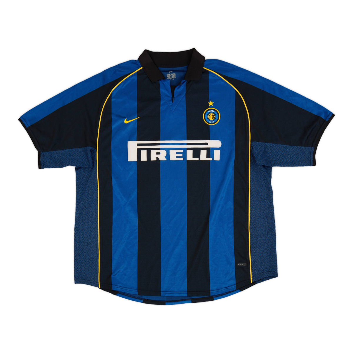 2001-02-fc-internazionale-milano-1a-equipaci-n-4784