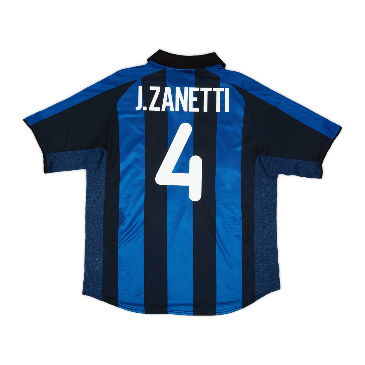 2001-02-fc-internazionale-milano-1a-equipaci-n-4784