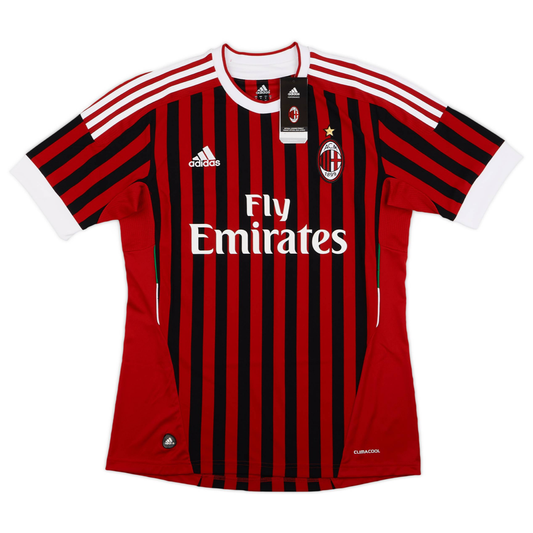 2011-12-ac-milan-1a-equipaci-n-5588