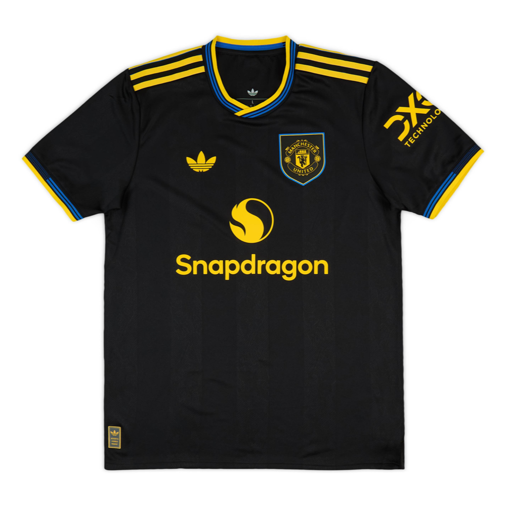 2025-26-manchester-united-fc-3a-equipaci-n-4235