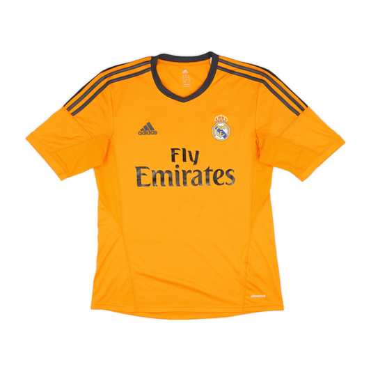2013-14-real-madrid-cf-3a-equipaci-n-3741