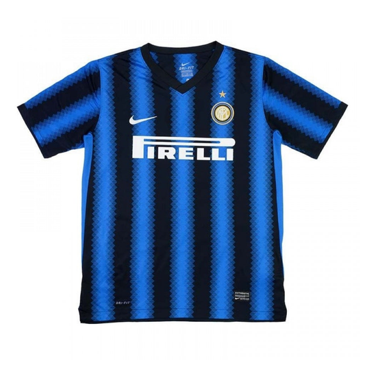 2010-11-fc-internazionale-milano-1a-equipaci-n-8242