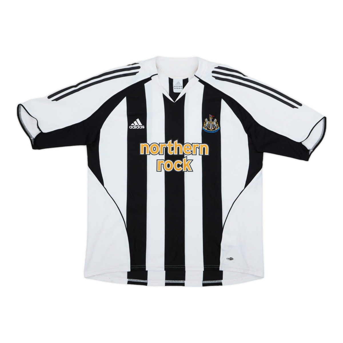 2005-07-newcastle-united-fc-1a-equipaci-n-6914