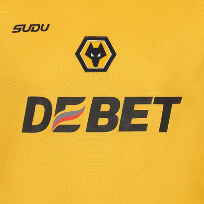 2024-25-wolverhampton-wanderers-fc-1a-equipaci-n-1068