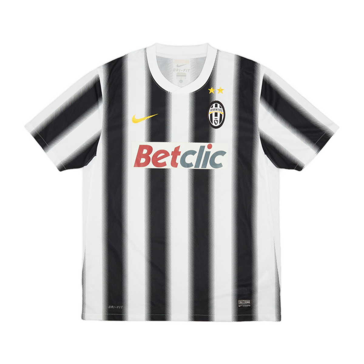 2011-12-juventus-fc-1a-equipaci-n-9176