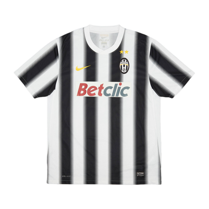 2011-12-juventus-fc-1a-equipaci-n-9176
