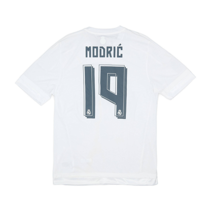 2015-16-real-madrid-cf-1a-equipaci-n-4624