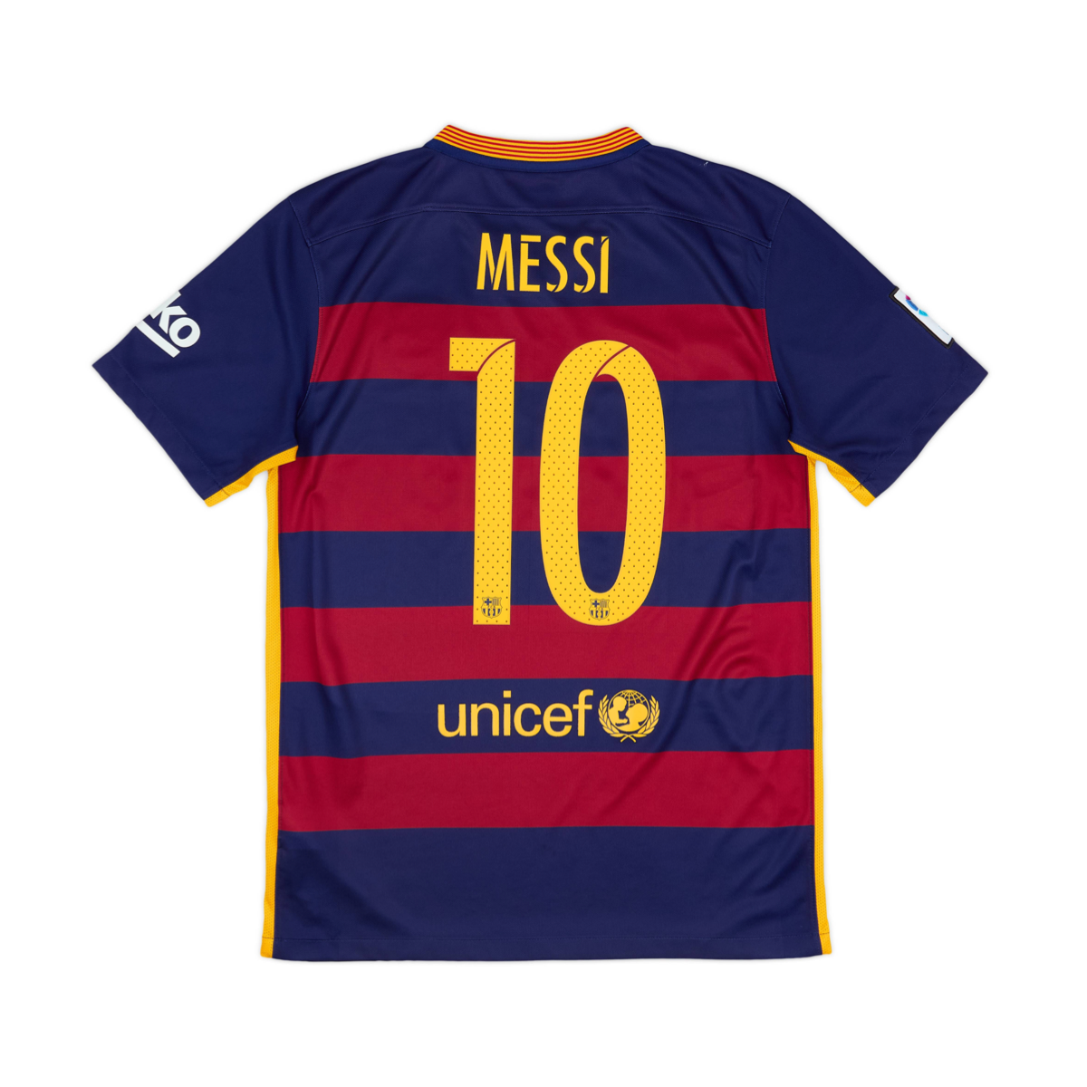 2015-16-fc-barcelona-1a-equipaci-n-174