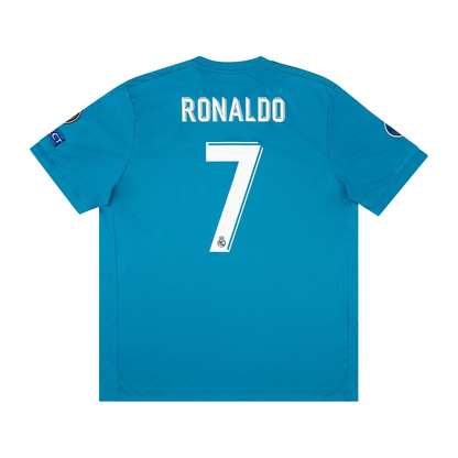 2017-18-real-madrid-cf-3a-equipaci-n-8070