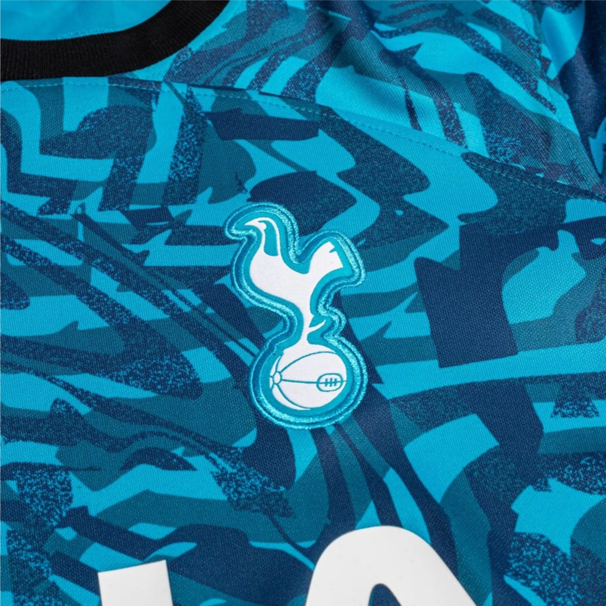 2022-23-tottenham-hotspur-fc-3a-equipaci-n-8817