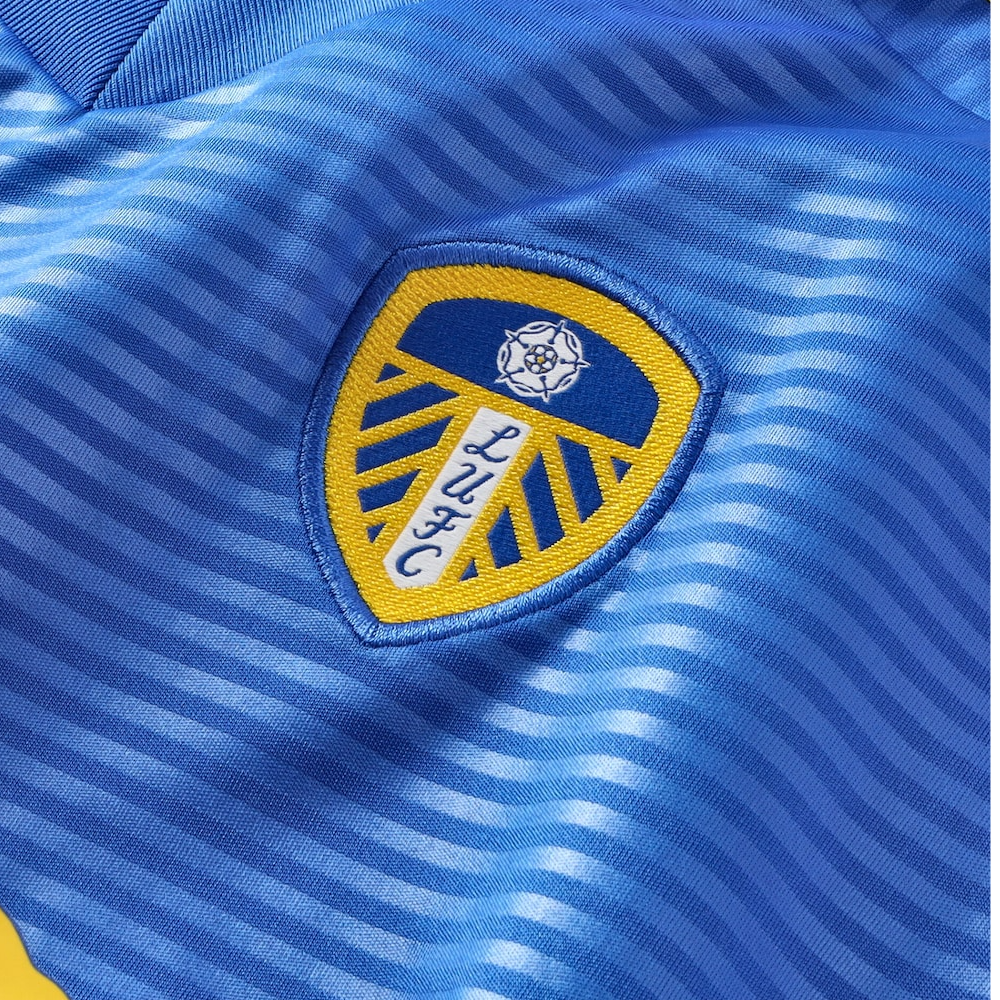 2025-26-leeds-united-fc-2a-equipaci-n-7165