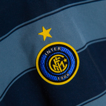 2004-05-fc-internazionale-milano-3a-equipaci-n-482
