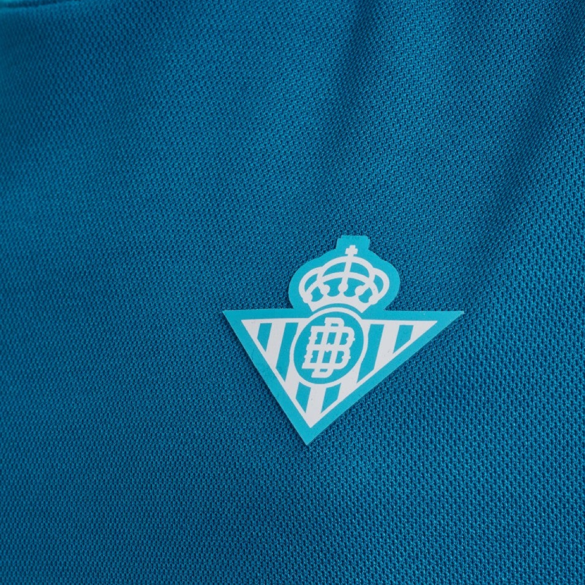 2024-25-real-betis-balompie-3a-equipaci-n-6837