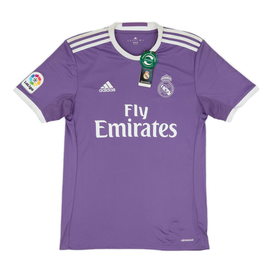 2016-17-real-madrid-cf-2a-equipaci-n-4999