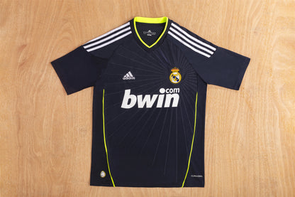 10/11 Real Madrid away