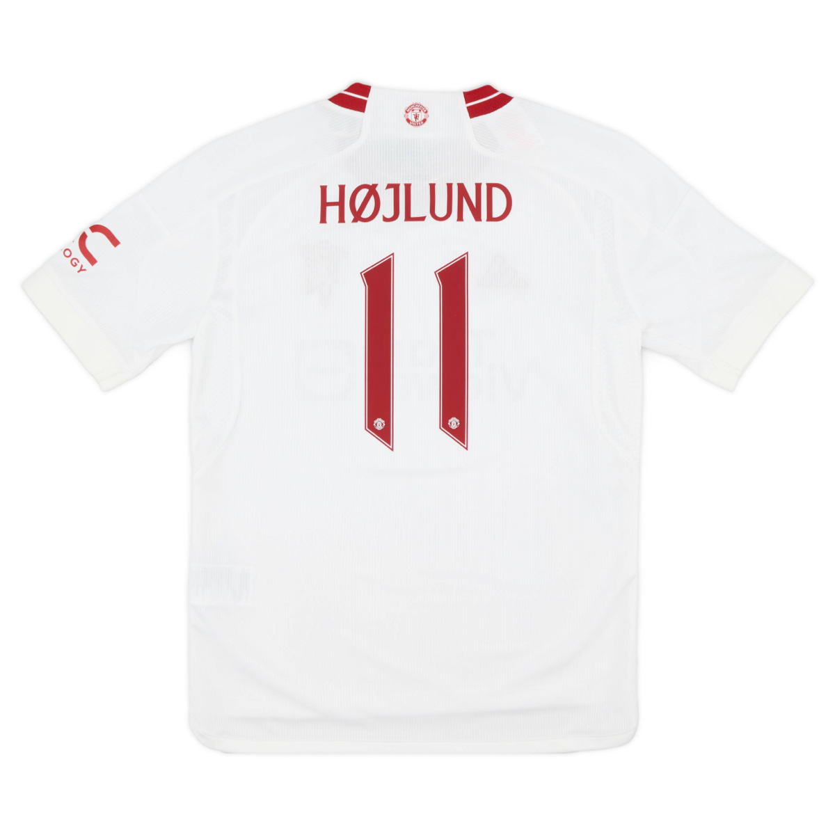2023-24-manchester-united-fc-3a-equipaci-n-5016