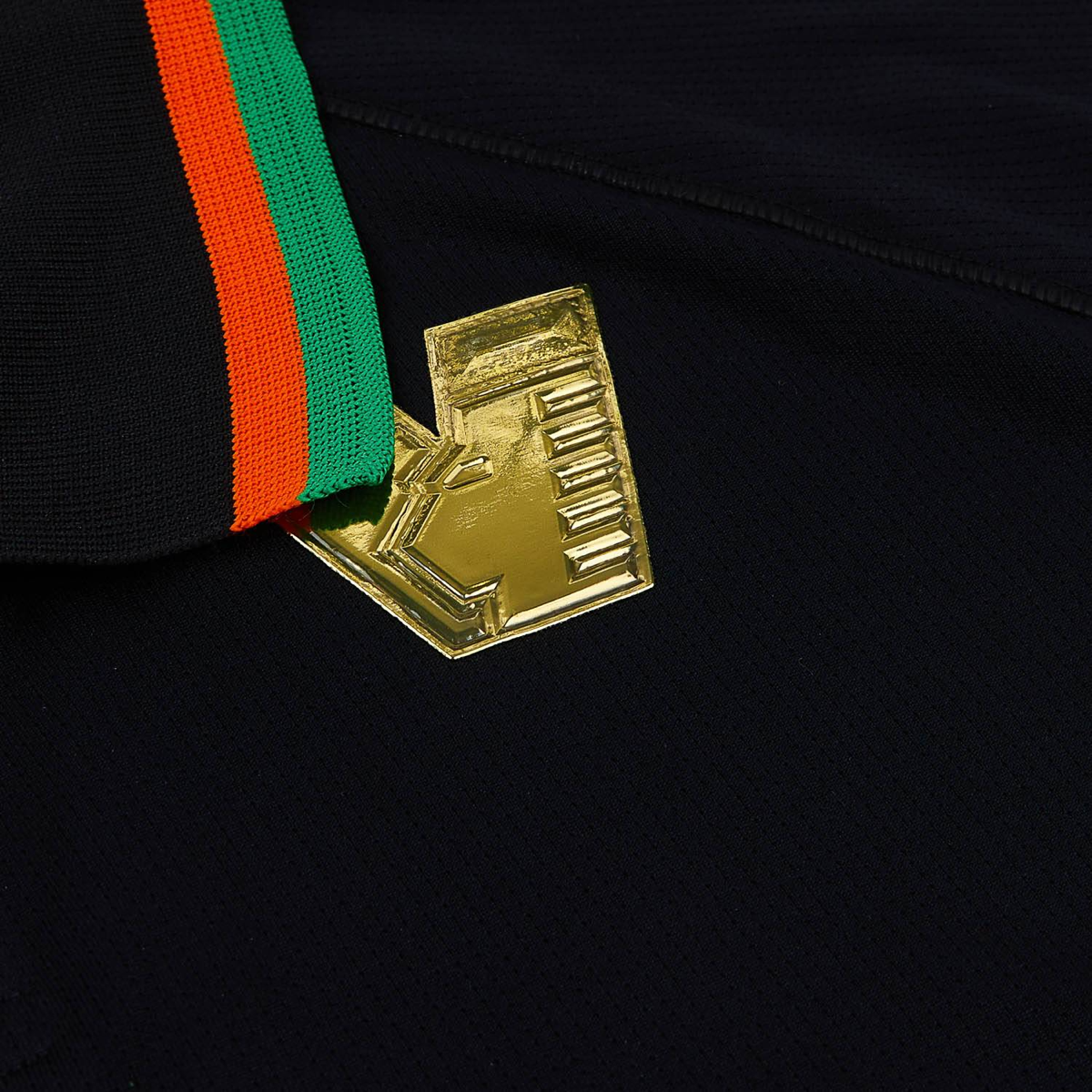 2022-23-venezia-fc-1a-equipaci-n-2521