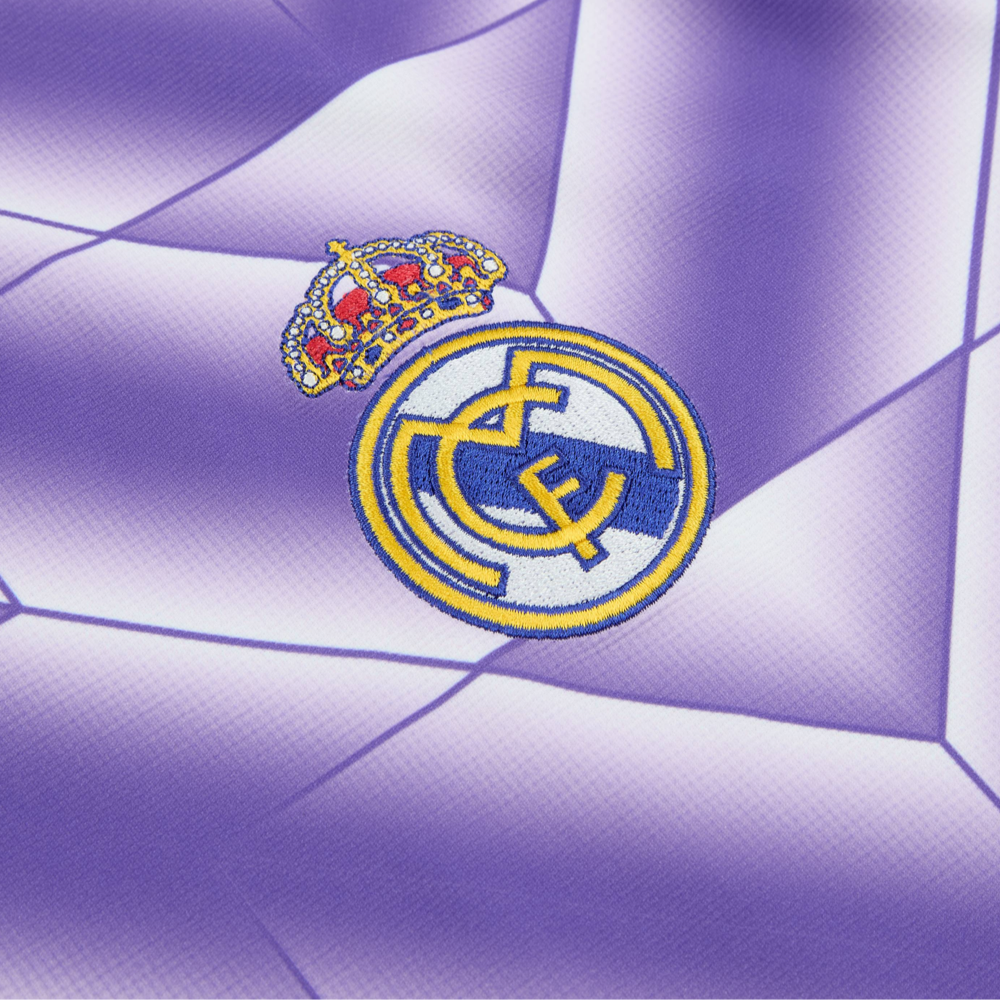 2025-26-real-madrid-cf-equipaci-n-edici-n-especial-6799