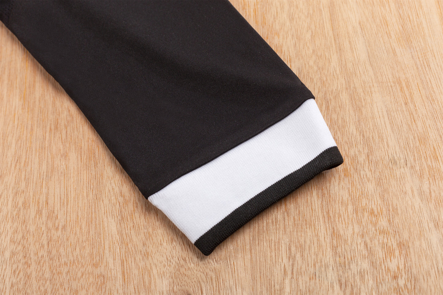 00 01 Manchester United Centennial Edition Long Sleeve