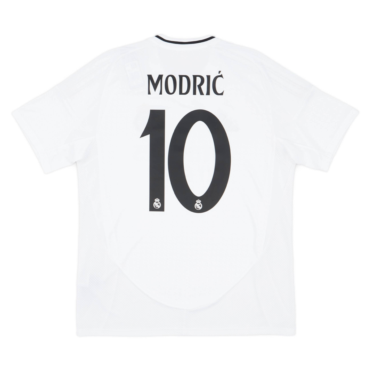 2024-25-real-madrid-cf-1a-equipaci-n-5699