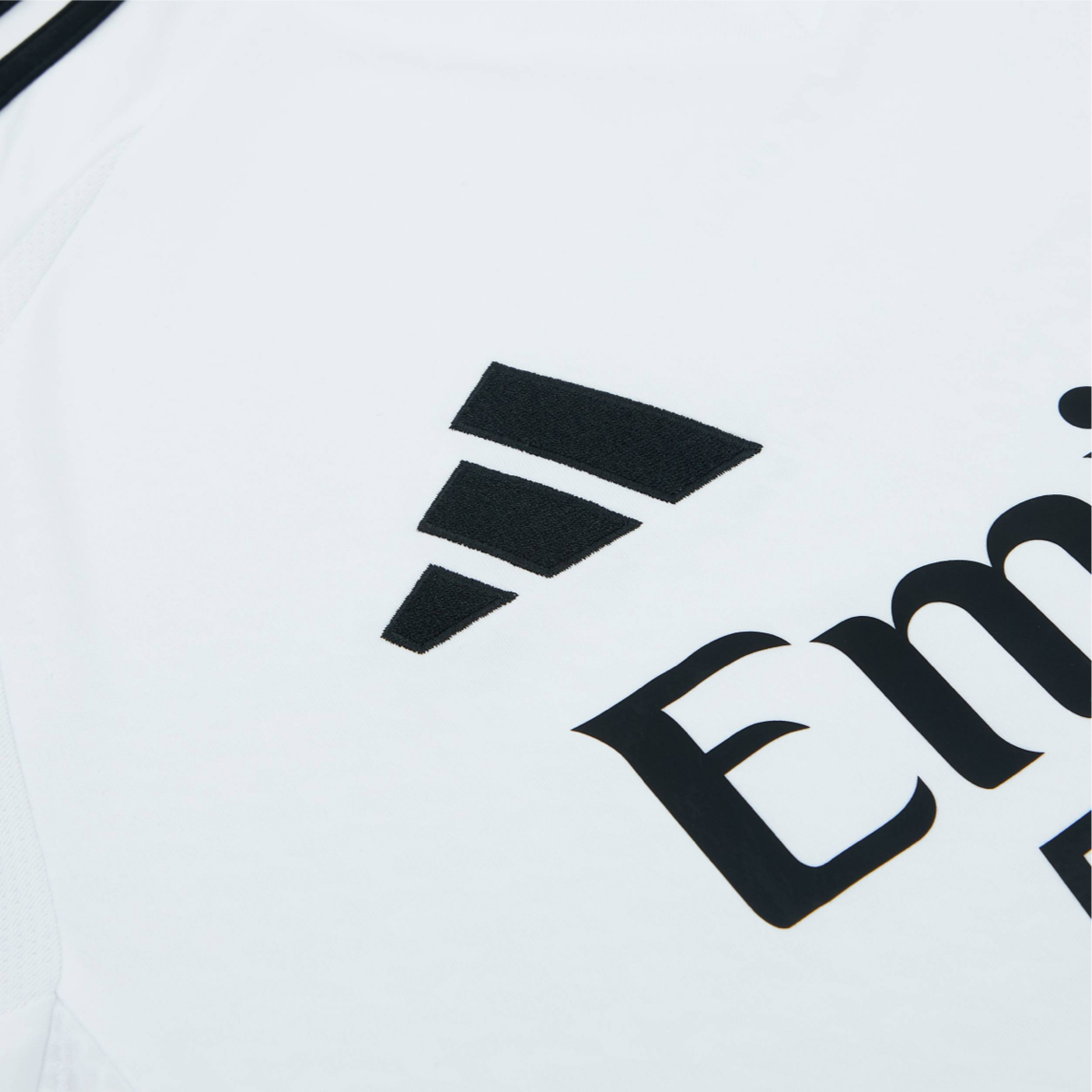 2024-25-real-madrid-cf-1a-equipaci-n-5699