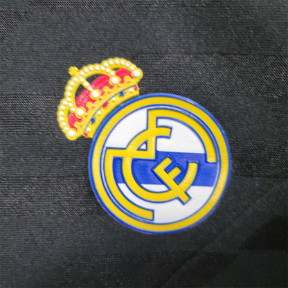 2011-12-real-madrid-cf-2a-equipaci-n-3393