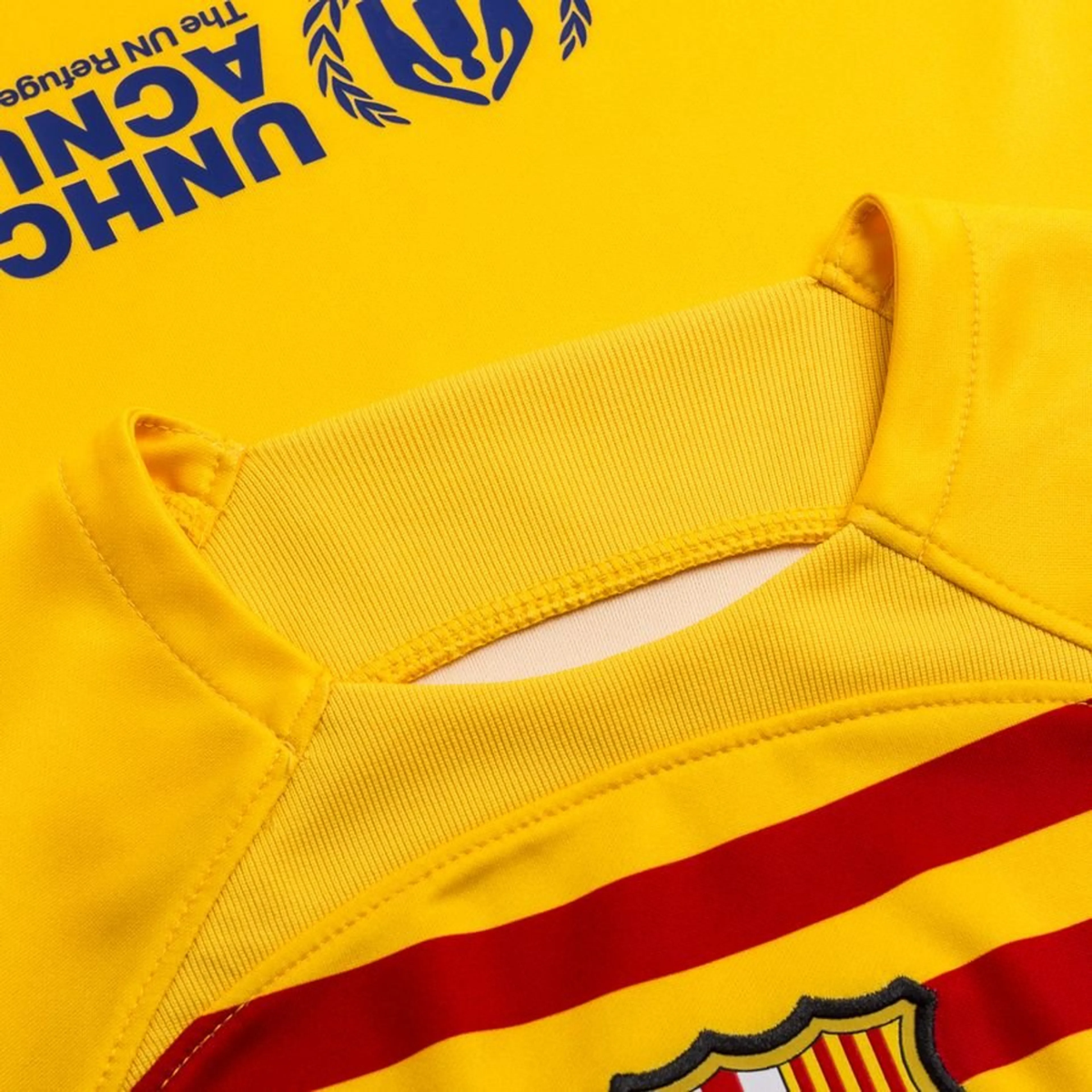 2022-23-fc-barcelona-4a-equipaci-n-9187