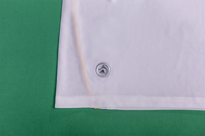 09 / 10 Real Madrid home