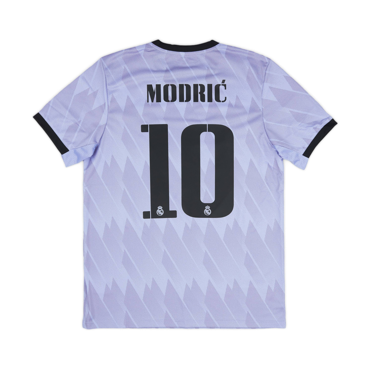 2022-23-real-madrid-cf-2a-equipaci-n-1759