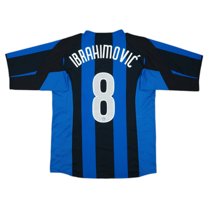 2004-05-fc-internazionale-milano-1a-equipaci-n-6098