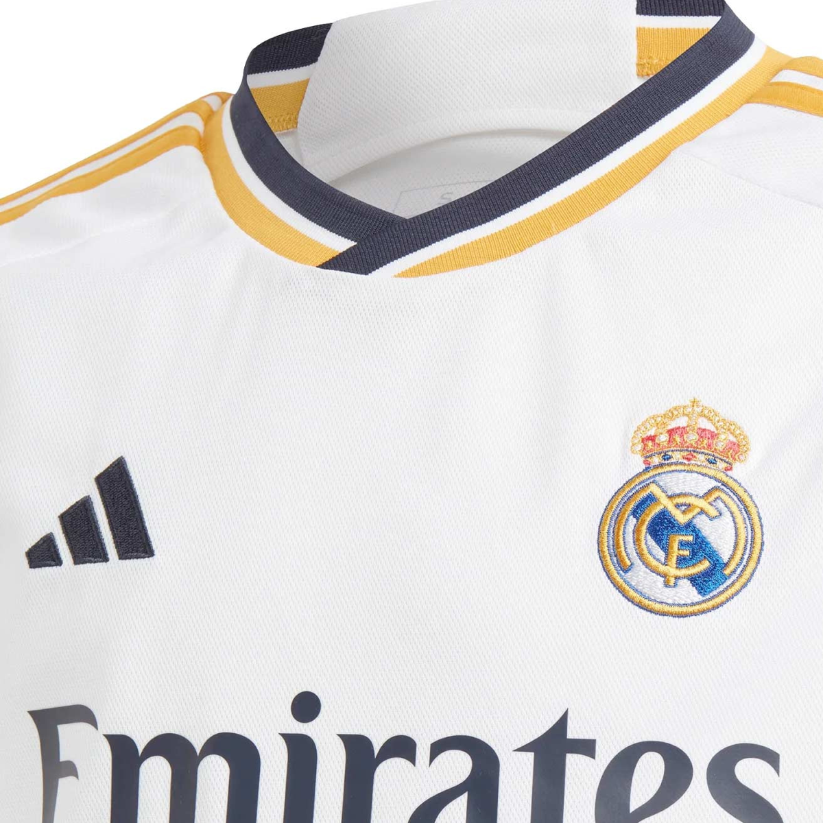 2023-24-real-madrid-cf-1a-equipaci-n-490