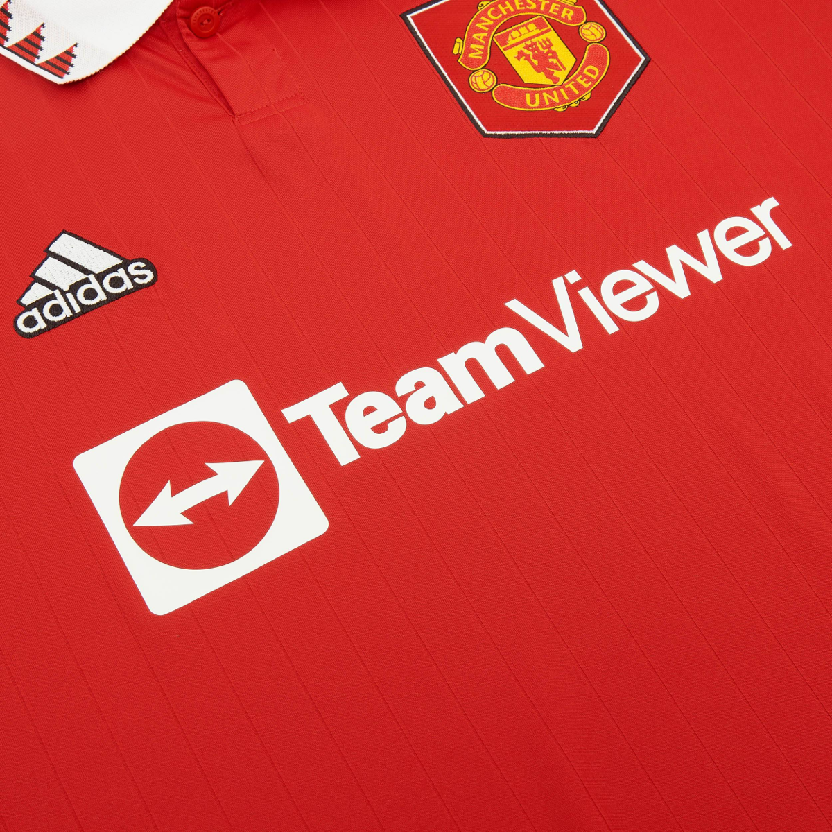 2022-23-manchester-united-fc-1a-equipaci-n-2570