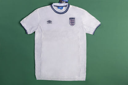 2000 England home