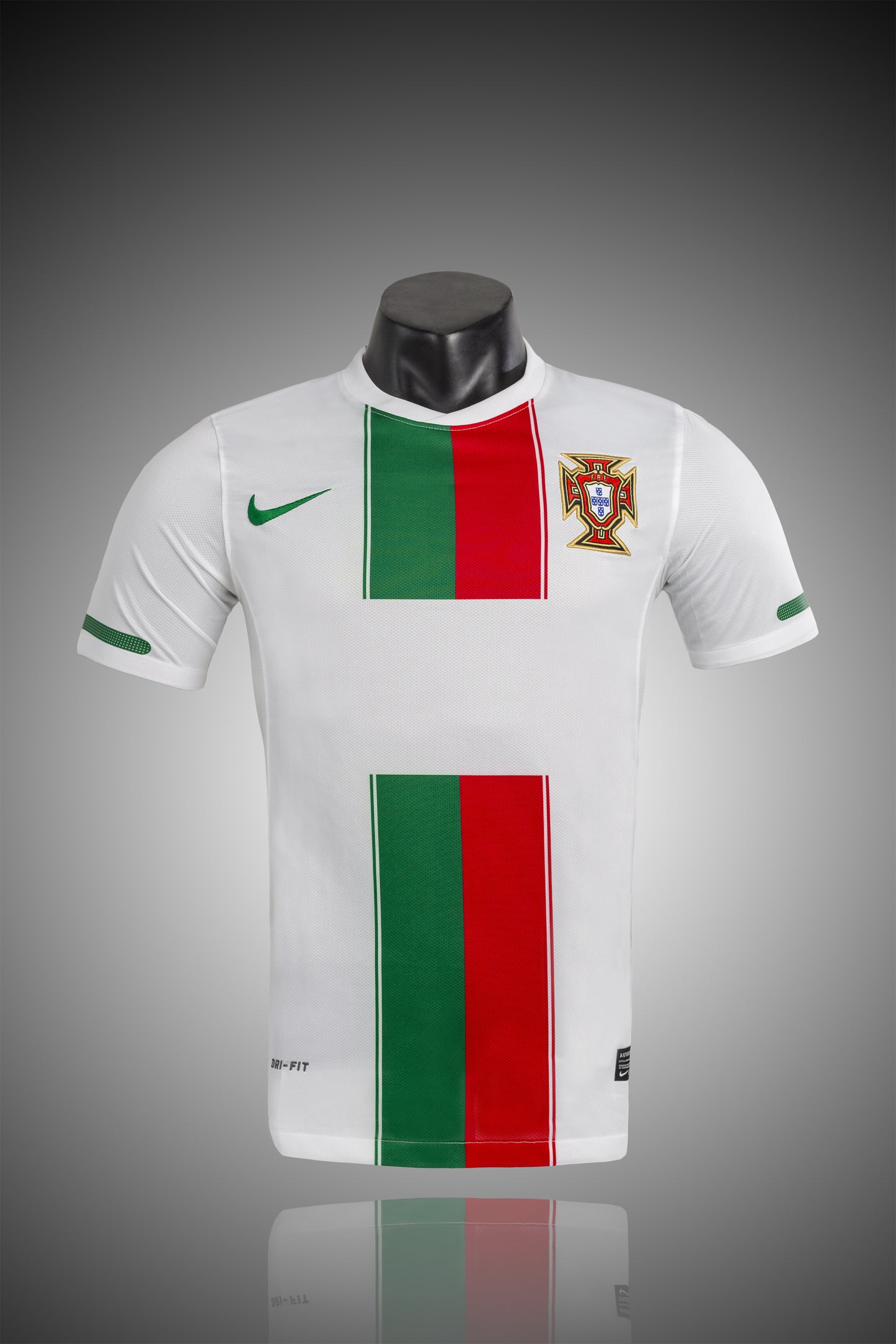 2010 Portugal away